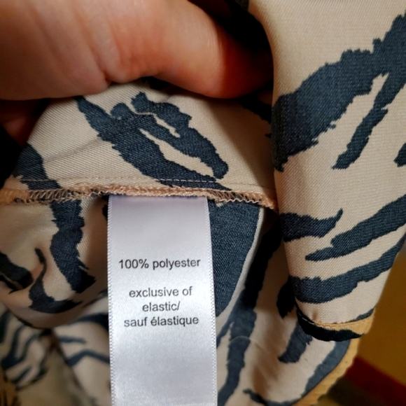 Maurices cheetah tank top - Picture 6 of 7